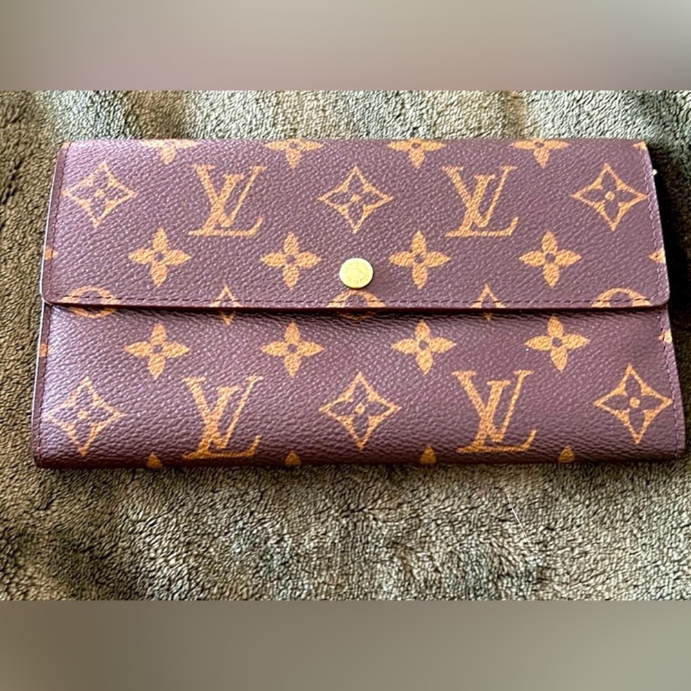Authentic Louis Vuitton Sara Long Wallet EUC🤎🤎🤎🤎CA0998